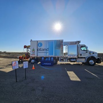 Holland Hybrid Welder